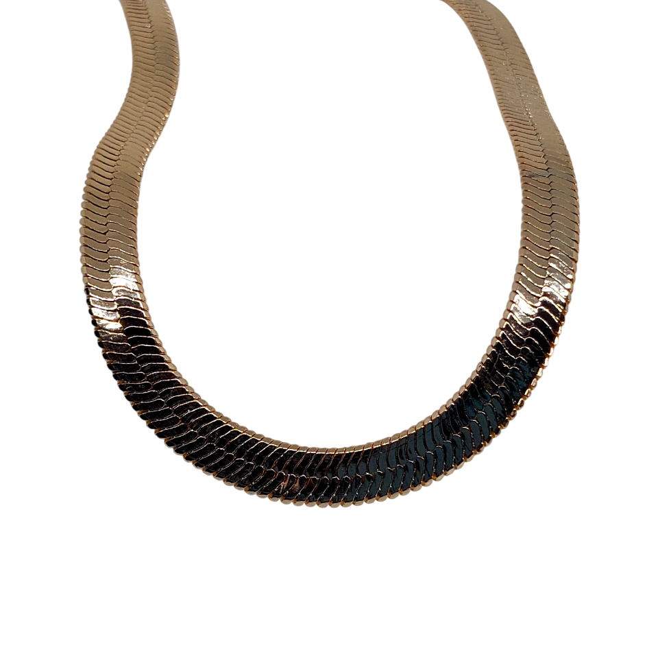 Collar de serpiente gruesa
